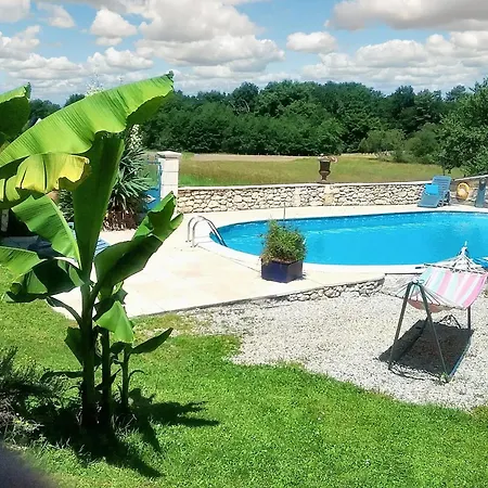 Spacieux En Dordogne Avec Piscine Partagee Et Jardin 140 M²